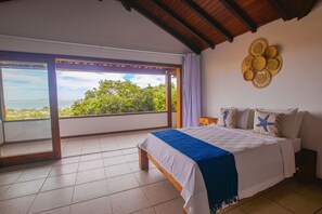 Maison, véranda, vue mer | Vue de la chambre