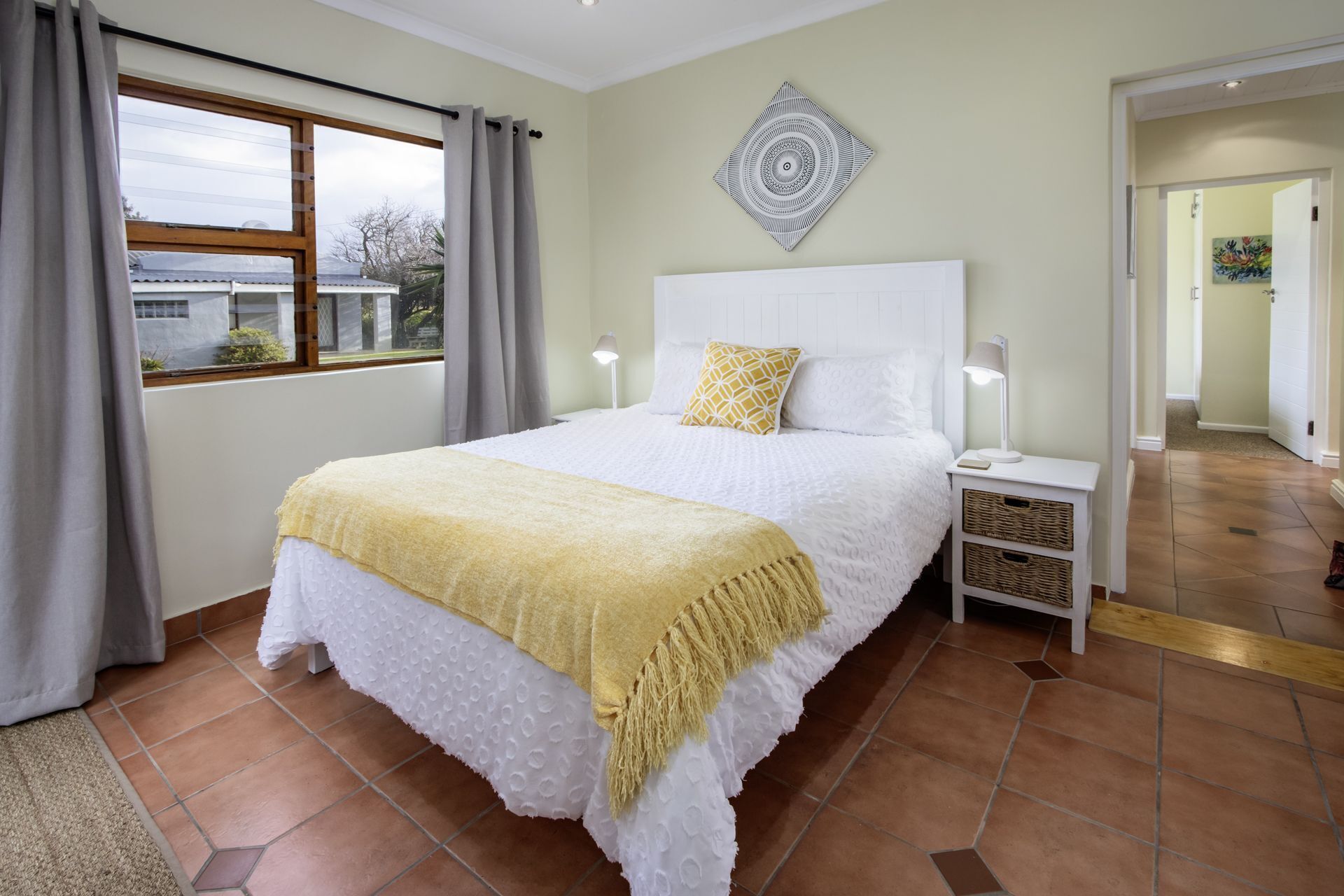 4 bedrooms, free WiFi, bed sheets