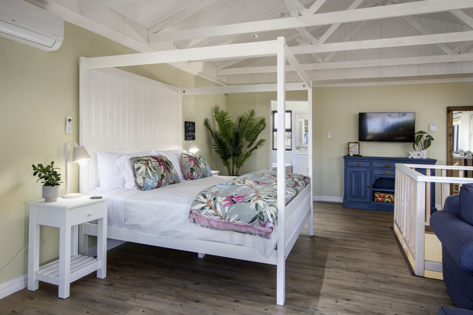 4 bedrooms, free WiFi, bed sheets
