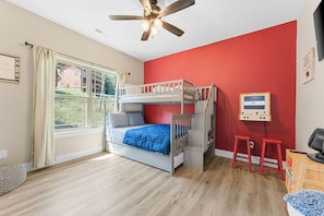 3 Schlafzimmer, Bügeleisen/Bügelbrett, WLAN, Bettwäsche
