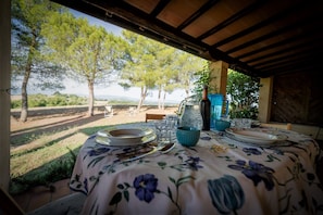 Outdoor dining - Agriturismo La Casetta del Sole - Appartamento Verde (Castiglione del Lago)