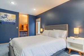 2 bedrooms, iron/ironing board, free WiFi, bed sheets