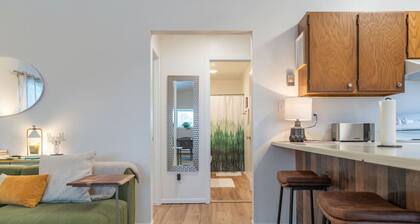 The Upper Downtown Suite 2.0