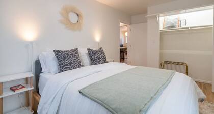 The Upper Downtown Suite 2.0