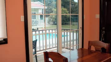 Standard Cabin | Pemandangan dari bilik