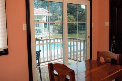 Hummingbird Estate Cabanas 
