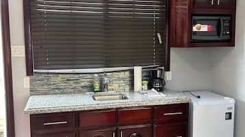 Standard Cabin | Free WiFi