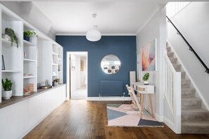 Interior - Spacious Home in Central Windsor with Large Garden (Berkshire)