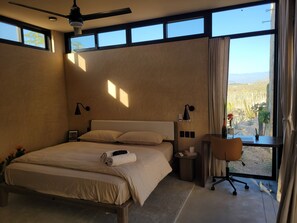 4 bedrooms, desk, iron/ironing board, WiFi