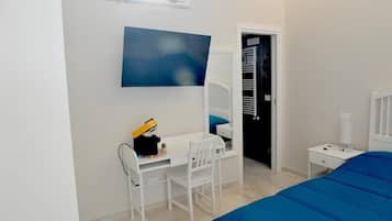 1 bedroom, in-room safe, travel crib, free WiFi