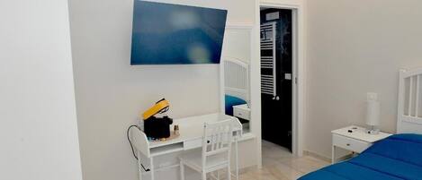 1 bedroom, in-room safe, travel cot, free WiFi