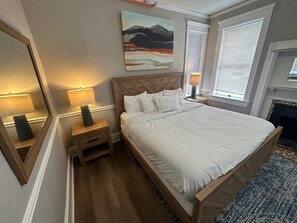 1 chambre, fer et planche à repasser, lit parapluie, Wi-Fi