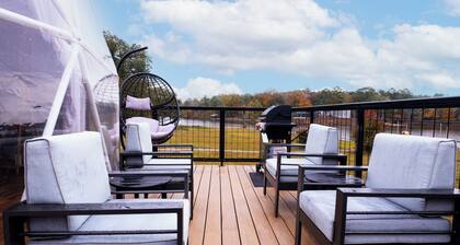 Modern Geodesic Dome: Hot Tub & Lake Views