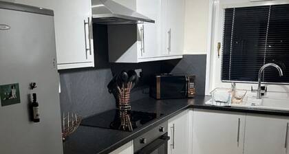 2 Bed Spacious Apartment