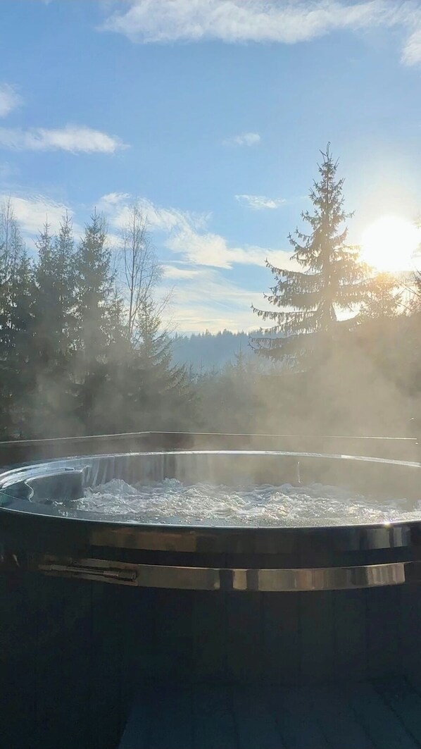 Bain à remous extérieur