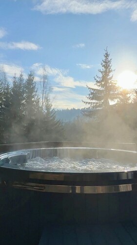 Hill House SD,a charming mountain retreat located in the scenic town of Toplita!