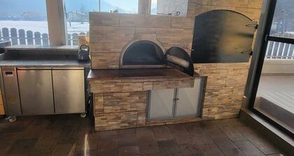 Tranquil and Charming Apartments with Shared Garden - Three Bedroom Apartment with Balcony