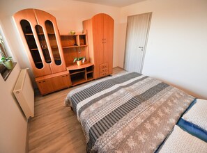 1 Schlafzimmer, Bügeleisen/Bügelbrett, Internetzugang, Bettwäsche