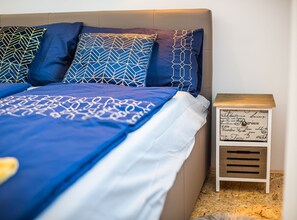 1 bedroom, Internet, bed sheets