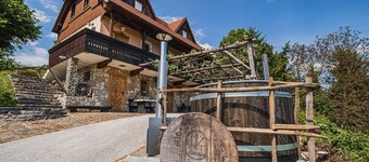 Cozy Countryside Retreat Villa with Hot-Tub - Two Bedroom Villa with Hot Tub