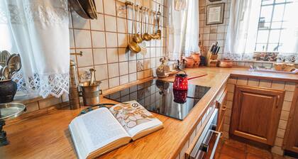 Cozy Countryside Retreat Villa with Hot-Tub - Two Bedroom Villa with Hot Tub