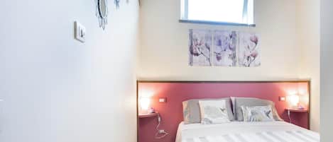 2 chambres, fer et planche Ă repasser, Wi-Fi, literie fournie
