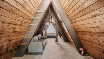 Room, 1 Bedroom, Smoking, Balcony | Interior