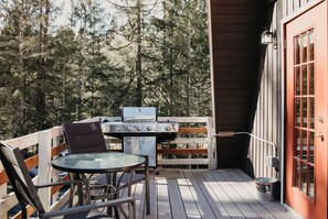 Room, 1 Bedroom, Smoking, Balcony | Balcony - Room-mt Baker Apt, Pets OK, Wifi and AC (Deming)