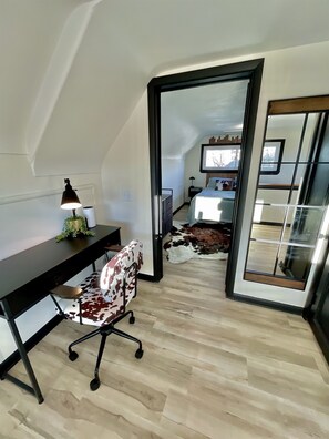 3 Schlafzimmer, Schreibtisch, WLAN, Bettwäsche