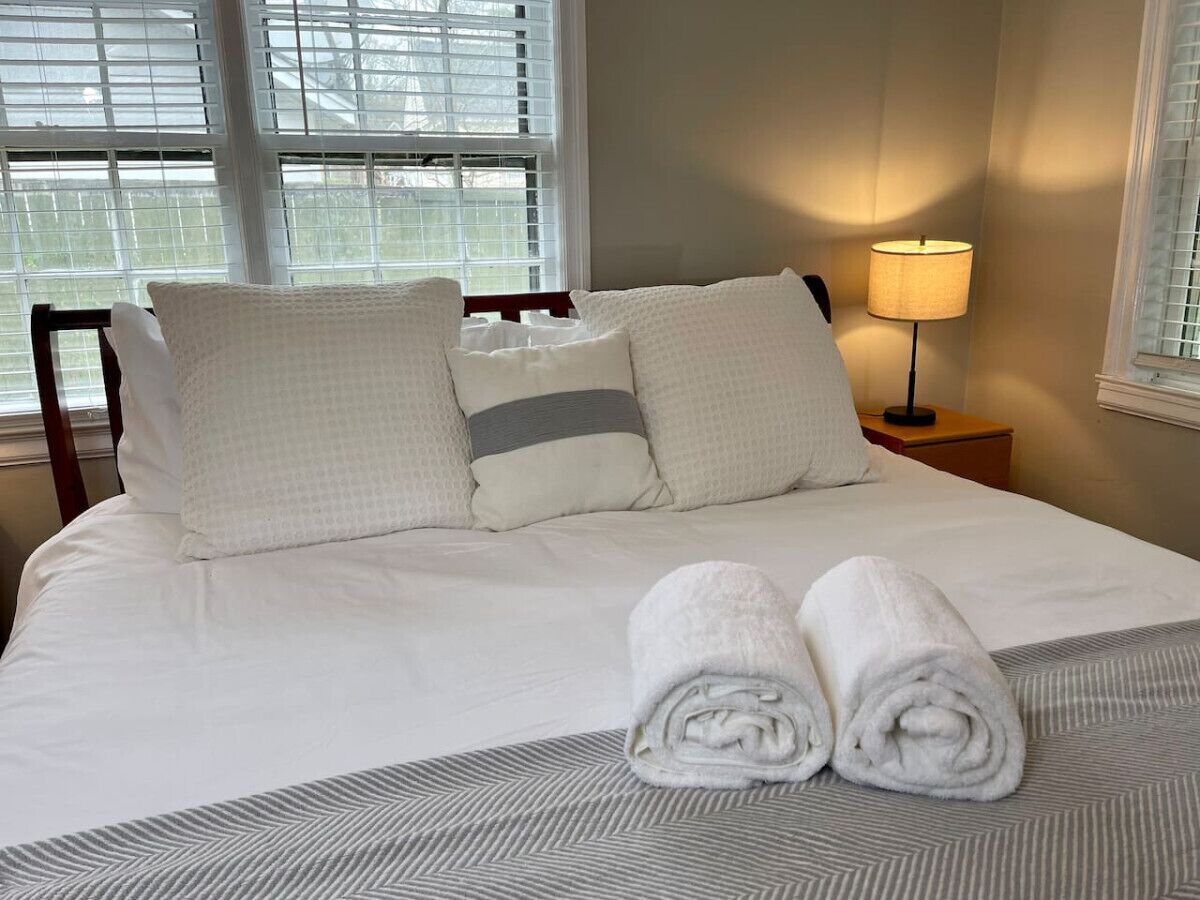 1 bedroom, desk, iron/ironing board, free WiFi