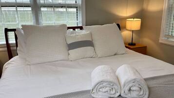 2 slaapkamers, een bureau, wifi, beddengoed