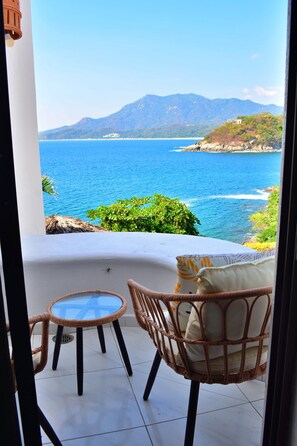 Terrace/patio - Discover a serene gateway! (Manzanillo)