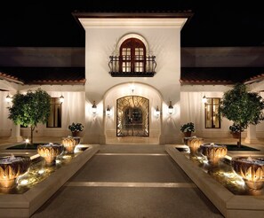 Exterior detail - 2025 Luxury 4BR Getaway at Miromar Lakes – Steps to Beaches, Pools & Pickleball! (Miromar Lakes)