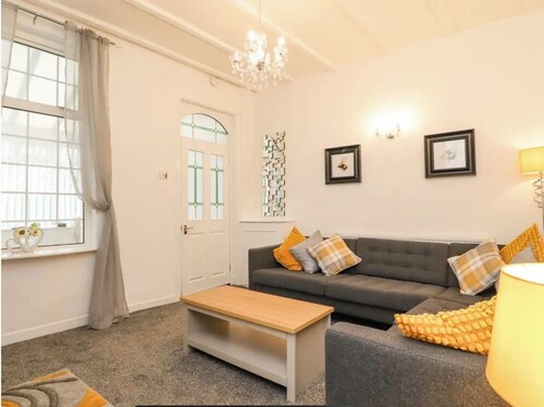 Kitty Cottage - Blackpool Home - Warm & Welcoming! Dogs most welcome!