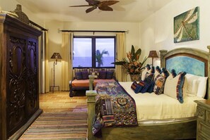 2 室のベッドルーム、デスク、アイロン / アイロン台、旅行用ベビーベッド