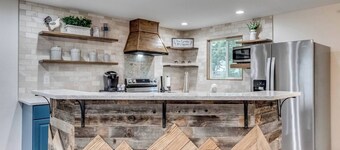 Luxury Spacious House Great for a Family Retreat