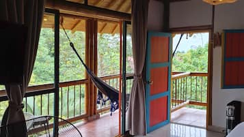 Deluxe Room, Balcony
