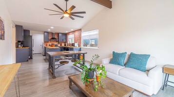 TV, fireplace, offices