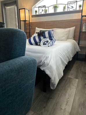 1 chambre, fer et planche à repasser, Wi-Fi, draps fournis