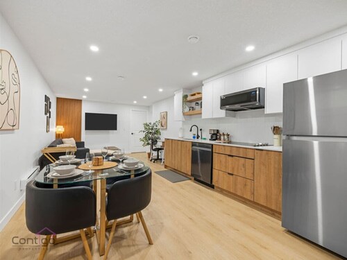 The Suite Escape | 2 BD | Near WEM & DT | Sleeps 5