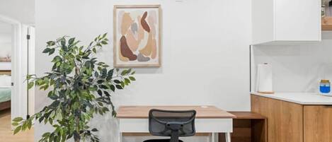 2 bedrooms, desk, iron/ironing board, travel cot