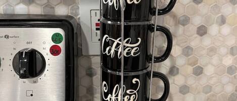 Kaffee und/oder Kaffeemaschine