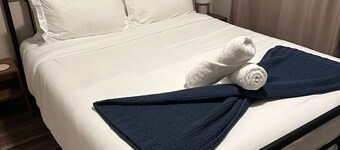 The Denali Nook in UMED District & University prk!