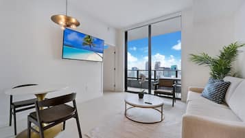 Luxury Apartment, City View | Living area