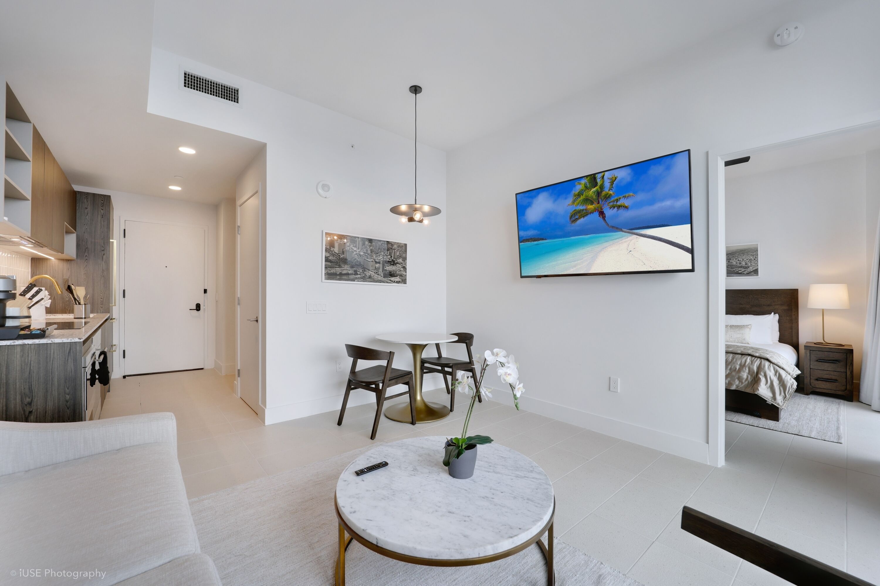 Luxury Apartment, City View | Interior