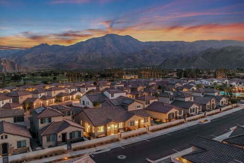 Pga Signature!  Gorgeous Santa Rosa MNT Views, Pga West Stadium Course!