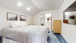 1 habitación, decoración personalizada y muebles diferentes 