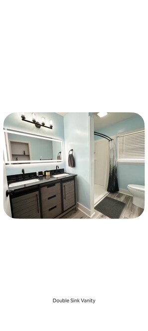 Hair dryer, towels, soap, toilet paper - Charming 3-bedroom house in lovely Greensboro with WiFi, AC (Greensboro)