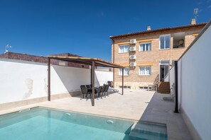 Pool - Holiday Home 'Callejón Del Pozo 4 Cerca De Puy Du' with Shared Pool, Wi-Fi and Air Conditioning (Gálvez)