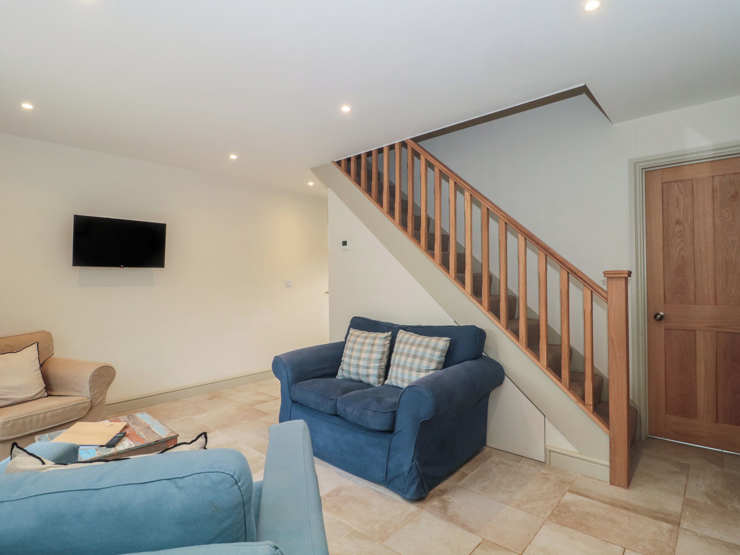 Dutch 1, Pet Friendly, With A Garden In Lechlade-on-thames - Burford